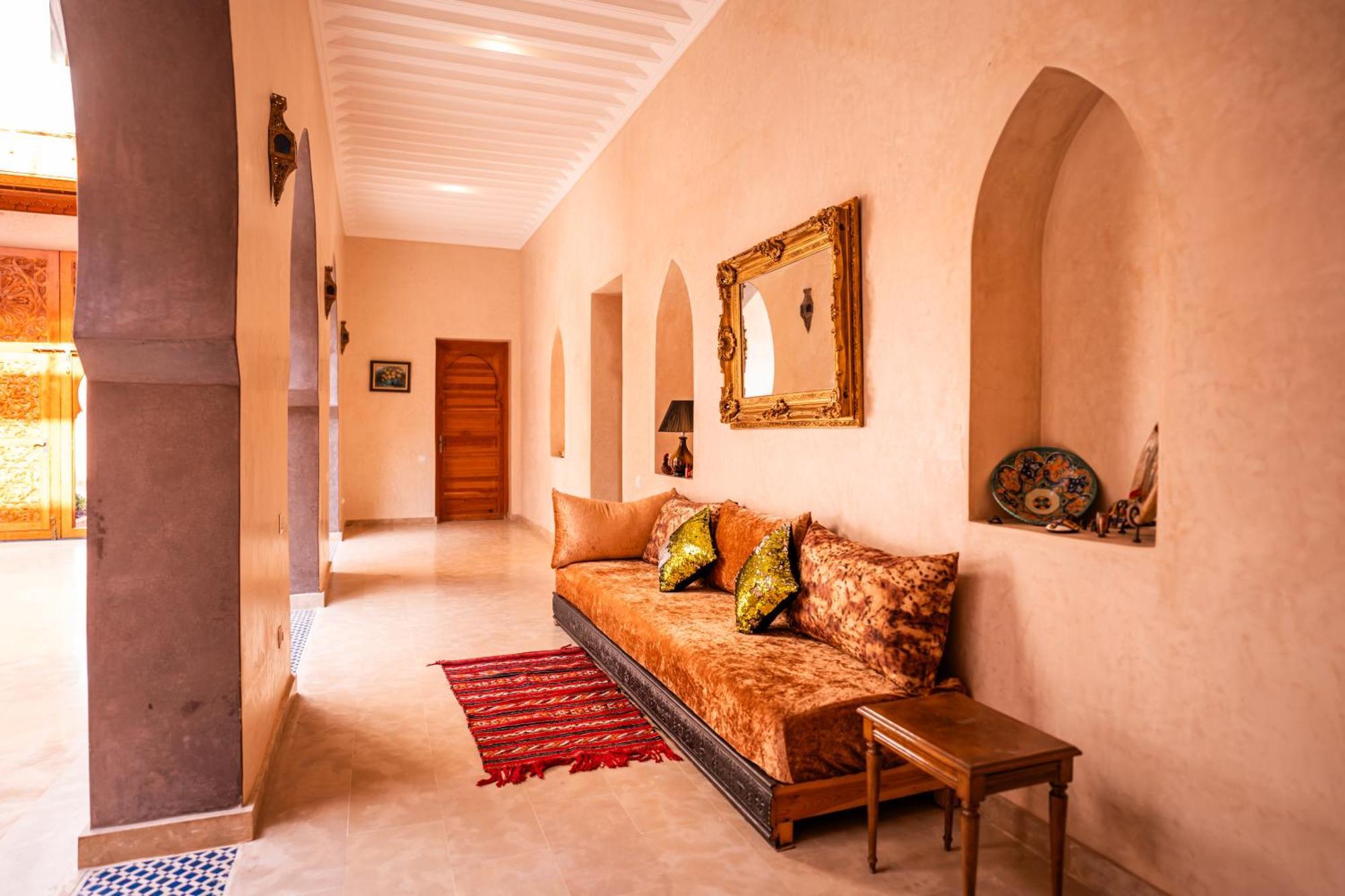 Palais Menzah & Spa Ouled Bouzid ภายนอก รูปภาพ