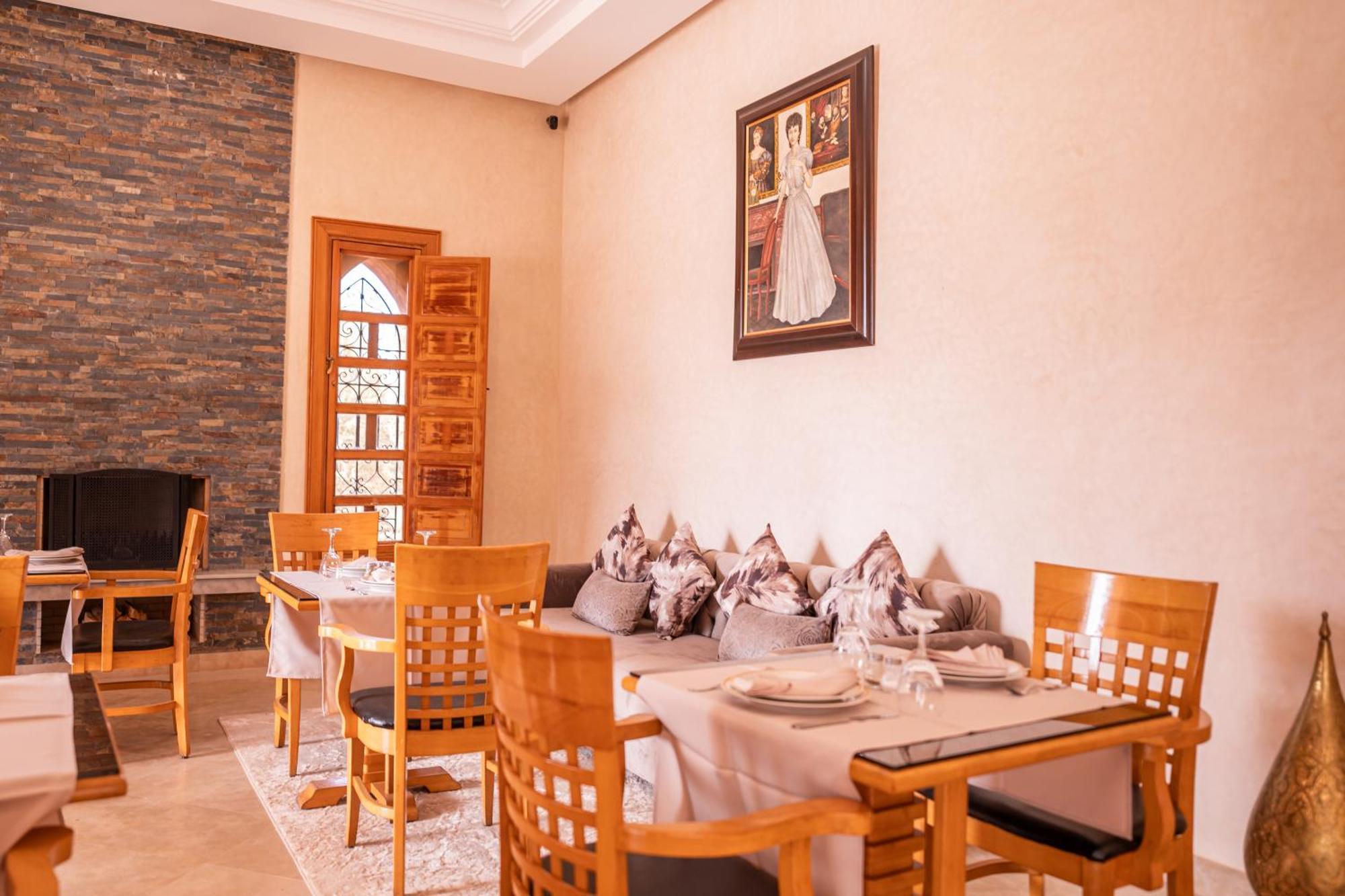 Palais Menzah & Spa Ouled Bouzid ภายนอก รูปภาพ