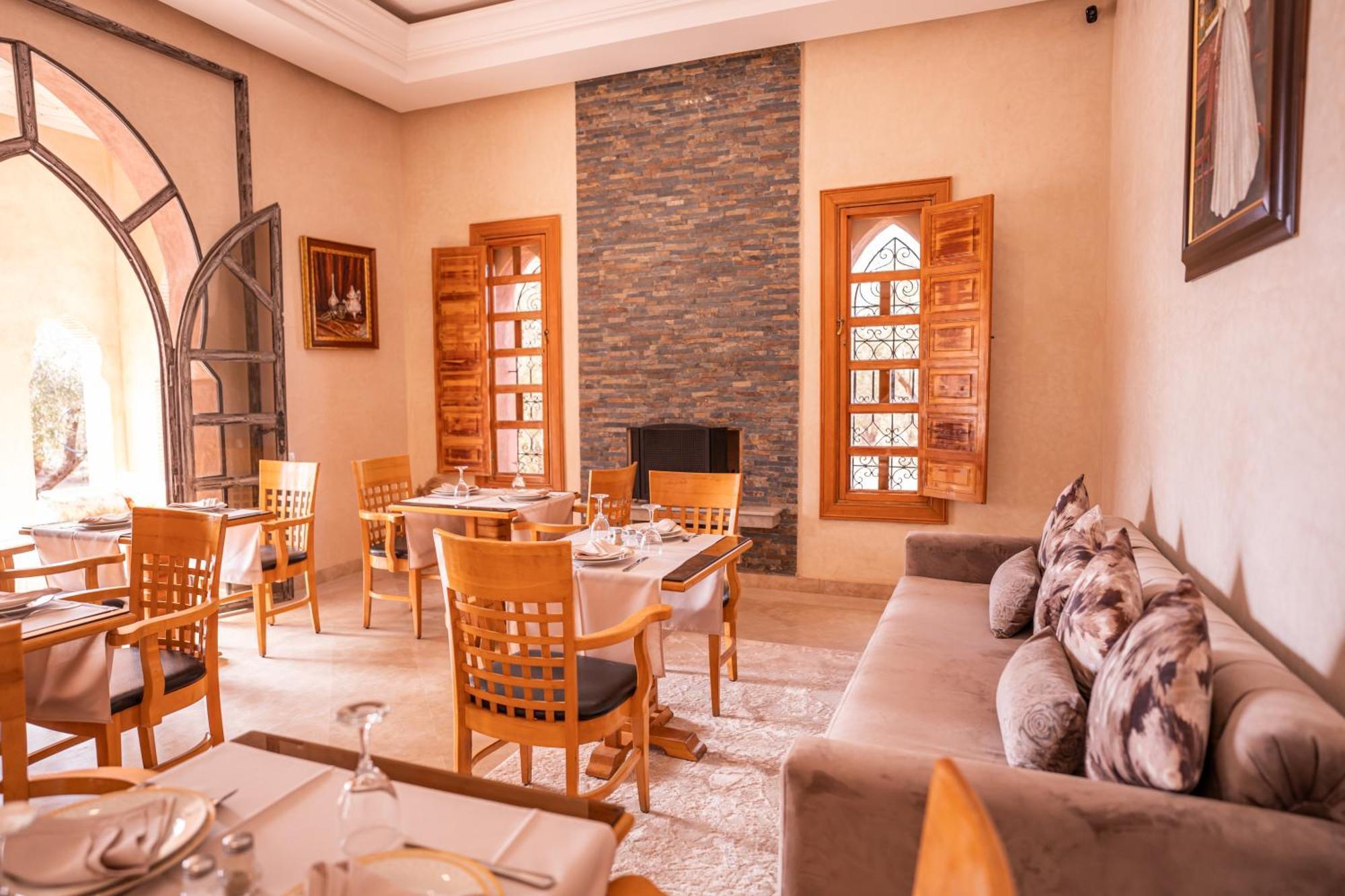 Palais Menzah & Spa Ouled Bouzid ภายนอก รูปภาพ